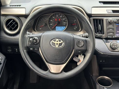 Used 2014 Toyota RAV4 XLE FWD image 11