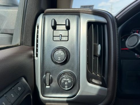 Used 2015 GMC Sierra 2500 SLT w/ Duramax Plus Package AWD/4WD image 18