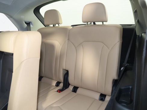 Used 2025 Audi Q7 Premium Plus w/ Premium Plus Package image 50