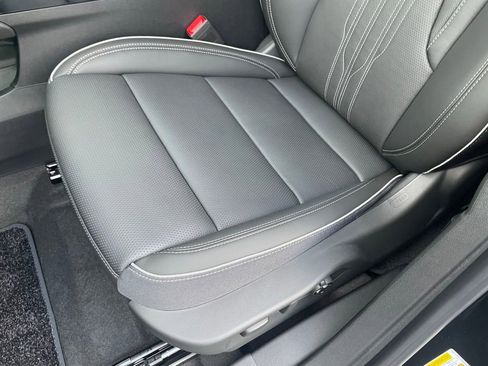 New 2026 Buick Envision Avenir image 22