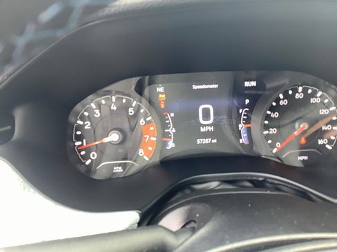 Certified 2022 Jeep Compass Latitude w/ Convenience Group image 9