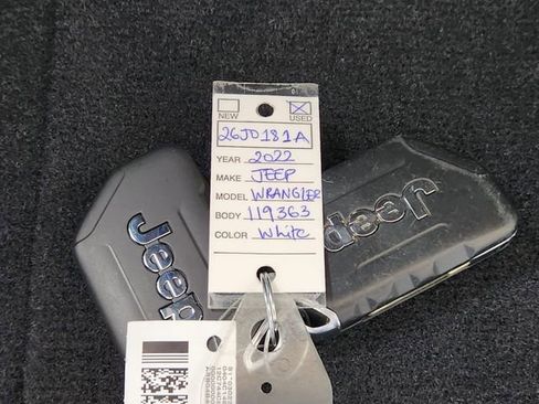 Certified 2022 Jeep Wrangler Sport AWD/4WD image 30