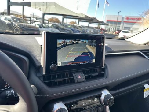 Used 2025 Toyota RAV4 XLE w/ Convenience Package AWD/4WD image 15