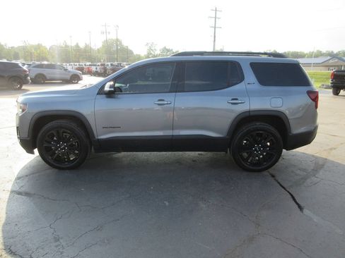 Certified 2022 GMC Acadia SLT w/ Elevation Edition FWD image 11