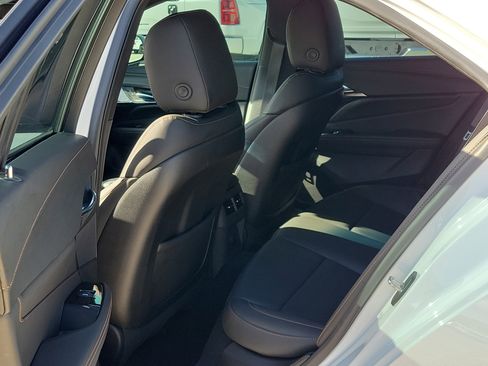 Used 2024 Cadillac CT4 Sport RWD image 13