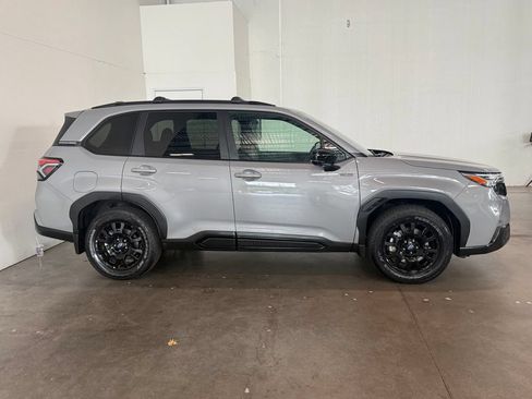 Used 2025 Subaru Forester Touring w/ Touring Package AWD/4WD image 15