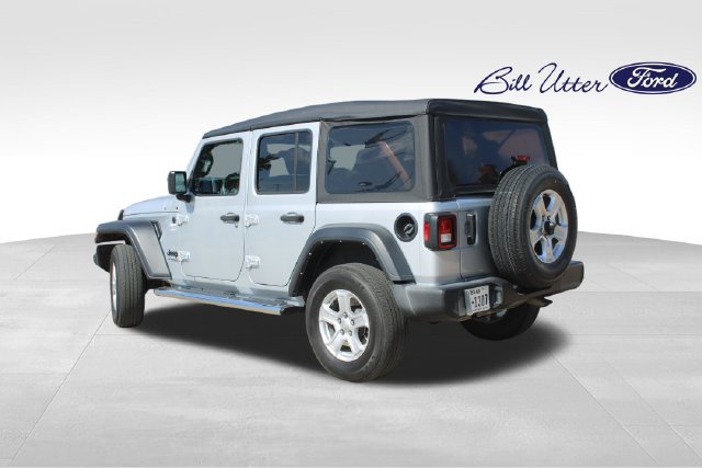 Used 2022 Jeep Wrangler Unlimited Sport AWD/4WD image 5