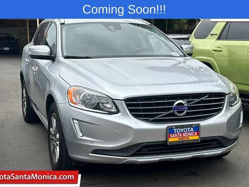 Used 2016 Volvo XC60 T5 Premier w/ Proximity Package FWD image 1