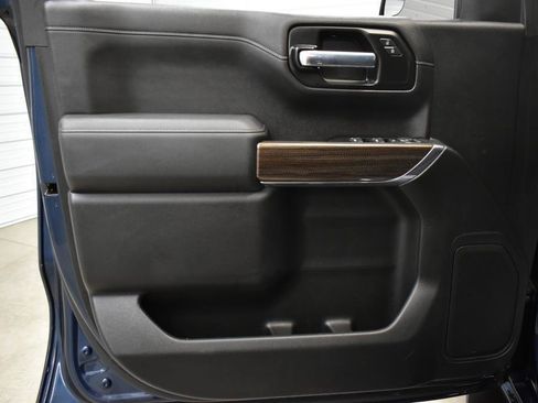 Used 2020 Chevrolet Silverado 1500 LT w/ All-Star Edition AWD/4WD image 2