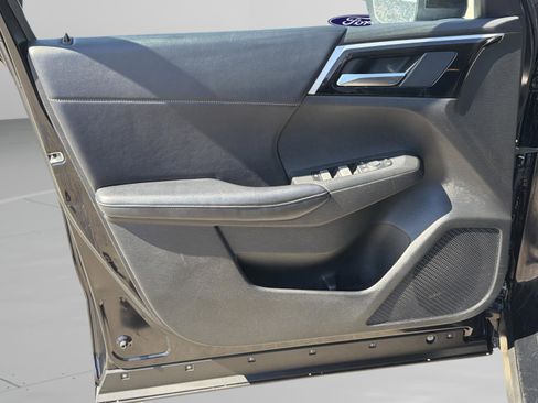 Used 2024 Mitsubishi Outlander SE image 21