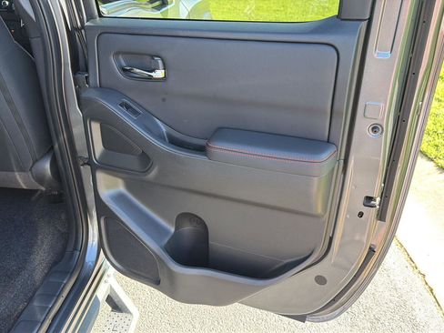 Used 2024 Nissan Frontier Pro-X RWD image 14