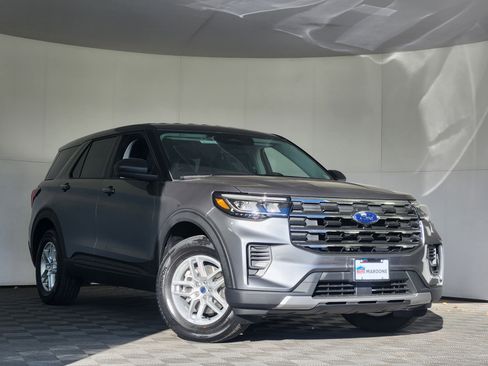 New 2026 Ford Explorer Active image 1