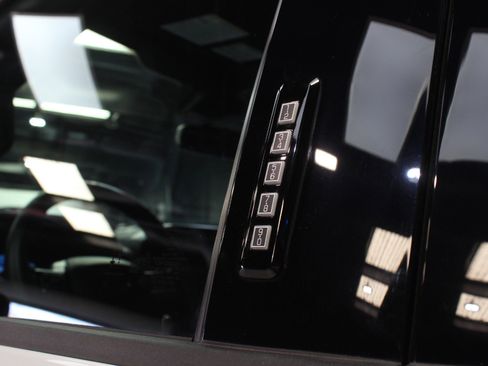 Used 2023 Ford F150 Raptor w/ Raptor Carbon Fiber Package image 27