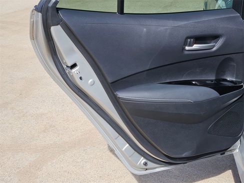 Used 2023 Toyota Corolla SE image 16