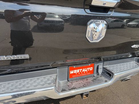 Used 2022 RAM 1500 Laramie AWD/4WD image 30