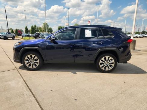 Certified 2025 Toyota RAV4 XLE Premium FWD image 4