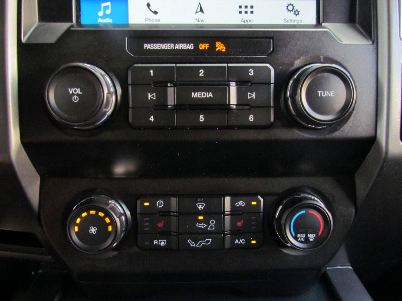 Used 2019 Ford F150 XLT w/ Equipment Group 302A Luxury AWD/4WD image 32