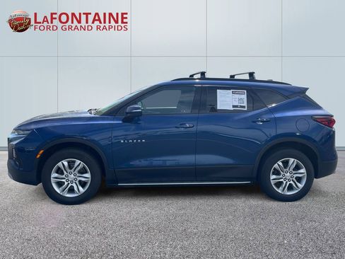 Used 2022 Chevrolet Blazer LT FWD image 4