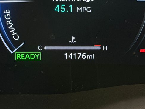 Certified 2025 Toyota Camry XSE w/ Premium Package image 20