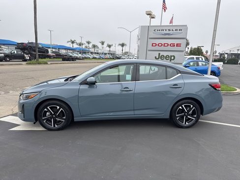 Used 2024 Nissan Sentra SV image 11