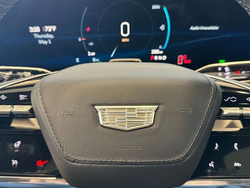 New 2026 Cadillac Vistiq Premium Luxury image 24