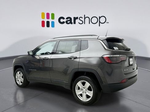 Used 2022 Jeep Compass Latitude w/ Sun and Sound Group image 3