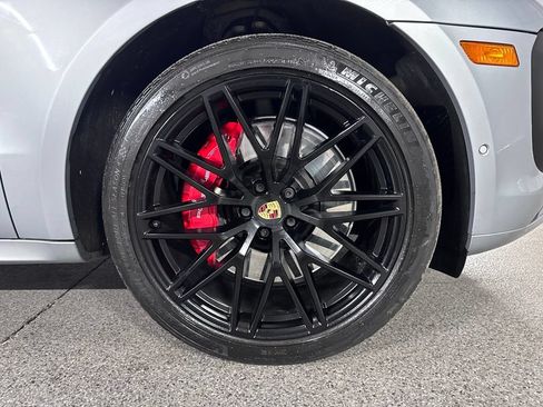 Used 2022 Porsche Macan GTS AWD/4WD image 5