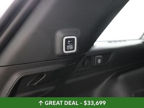 Used 2025 Jeep Grand Cherokee Altitude AWD/4WD image 27