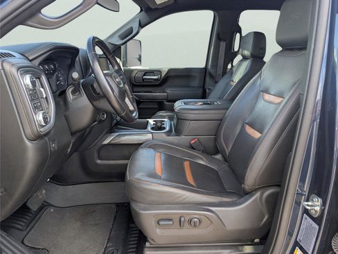 Used 2022 GMC Sierra 2500 AT4 w/ AT4 Preferred Package image 13