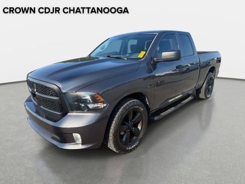 Used 2018 RAM 1500 Express RWD image 1