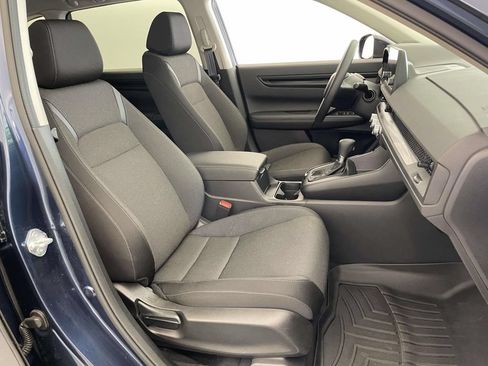 Used 2023 Honda CR-V EX image 22