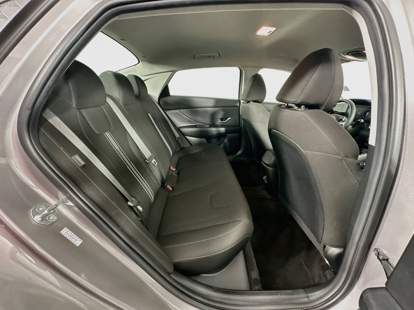 Used 2024 Hyundai Elantra SEL FWD image 26