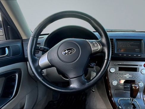 Used 2008 Subaru Outback 2.5i Limited L.L. Bean AWD/4WD image 8