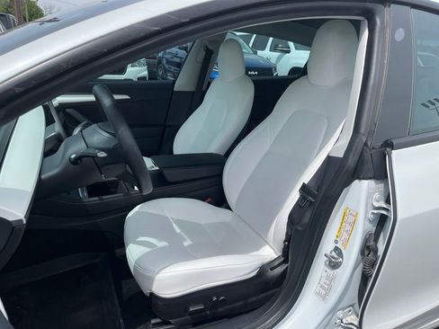 Used 2022 Tesla Model 3 Long Range AWD/4WD image 19