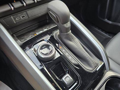 New 2026 Chevrolet Colorado Trail Boss AWD/4WD image 33