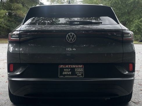 Used 2023 Volkswagen ID.4 Pro S image 7