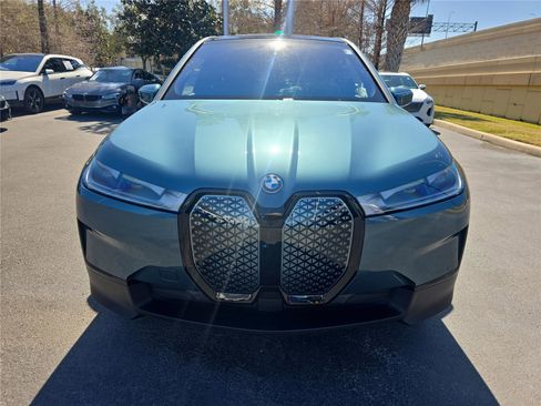 Used 2023 BMW iX xDrive50 w/ Premium Package image 6