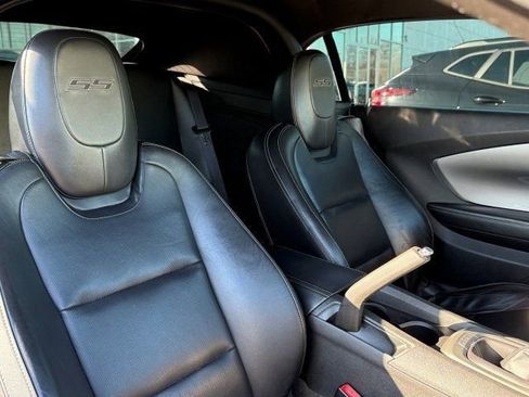 Used 2011 Chevrolet Camaro SS w/ RS Package image 30