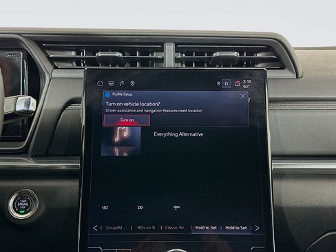 Used 2025 GMC Terrain Elevation image 21