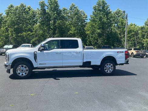 Used 2026 Ford F350 Lariat w/ Chrome Package AWD/4WD image 8