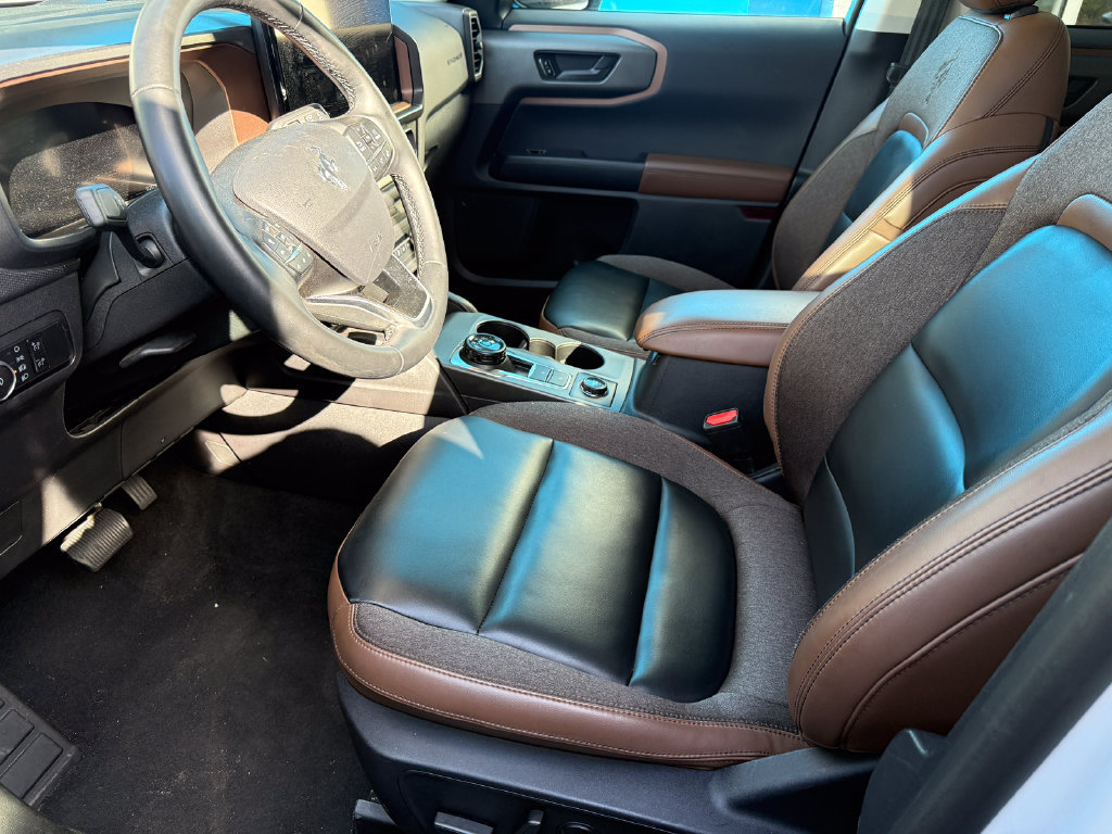 Used 2025 Ford Bronco Sport Outer Banks AWD/4WD image 3