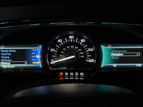 Used 2015 Lincoln Navigator 4WD image 39
