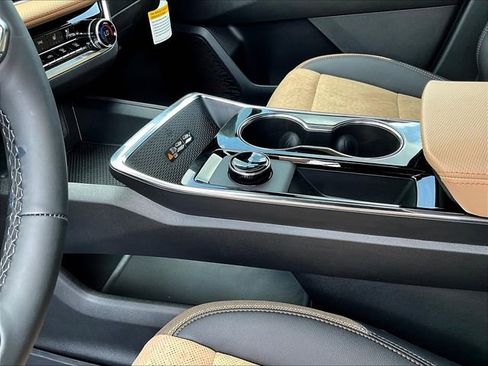 New 2026 Chevrolet Equinox ACTIV w/ Convenience Package III image 12