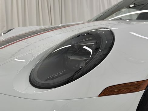 New 2026 Porsche 911 GT3 image 17