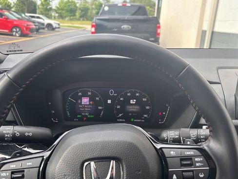 Used 2026 Honda CR-V Sport Touring image 6