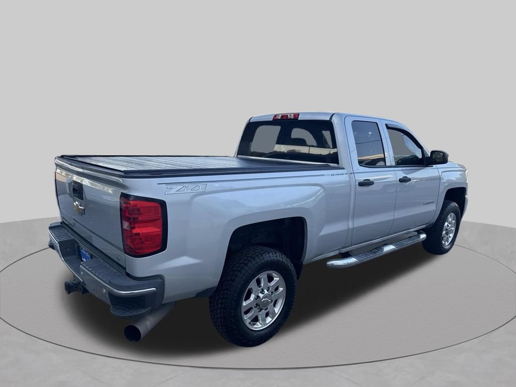 Used 2015 Chevrolet Silverado 2500 LT w/ LT Convenience Package RWD image 10