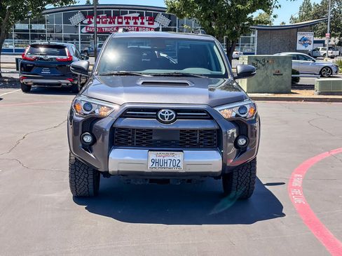 Used 2023 Toyota 4Runner TRD Off-Road Premium w/ Moonroof Package AWD/4WD image 6