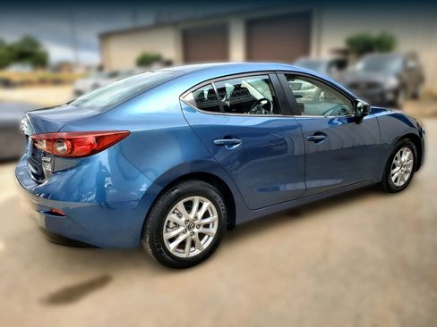 Used 2017 MAZDA MAZDA3 Sport w/ Preferred Equipment Package FWD image 19