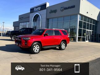 Used 2014 Toyota 4Runner SR5 video 1