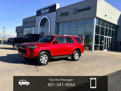 Used 2014 Toyota 4Runner SR5 image 1